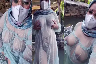 Hijab Baju Transparan Goyang Sange Di Kamera